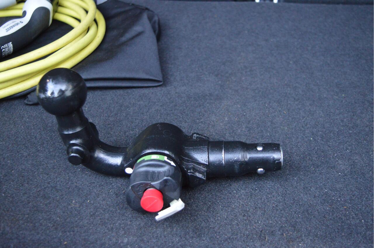 Volkswagen ID.3 First Plus 58 kWh NL-Auto / 19" / SOH 89% / Led matrix / Clima / Keyless / Apple,android