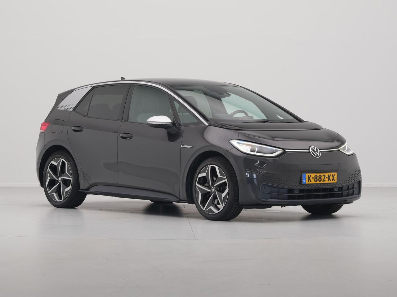 Volkswagen ID.3 First Plus 58 kWh Navigatie Carplay stoel/stuurverwarming Camera 89%SOH Demo TH