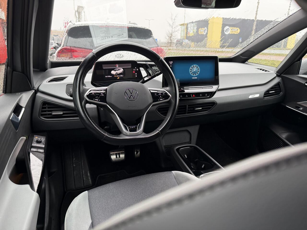 Volkswagen ID.3 BWJ 2020 First Plus 204 PK 58 kWh IQ. LICHT | ADAPTIVE CRUISE | FULL LED | STOEL + STUUR VERW. | CAMERA | LMV | PDC