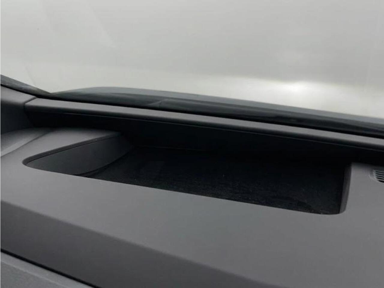 Volkswagen ID.3 First Max 58 kWh Head Up display | Massagestoel | Panoramadak | Navigatie | Clima