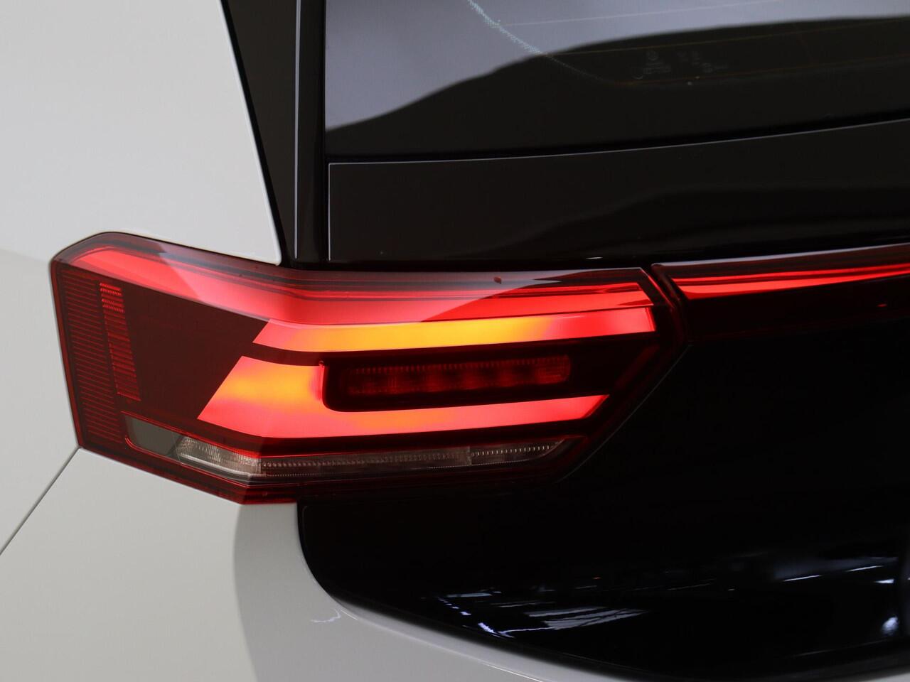 Volkswagen ID.3 Pure Oranje Edition 52 kWh