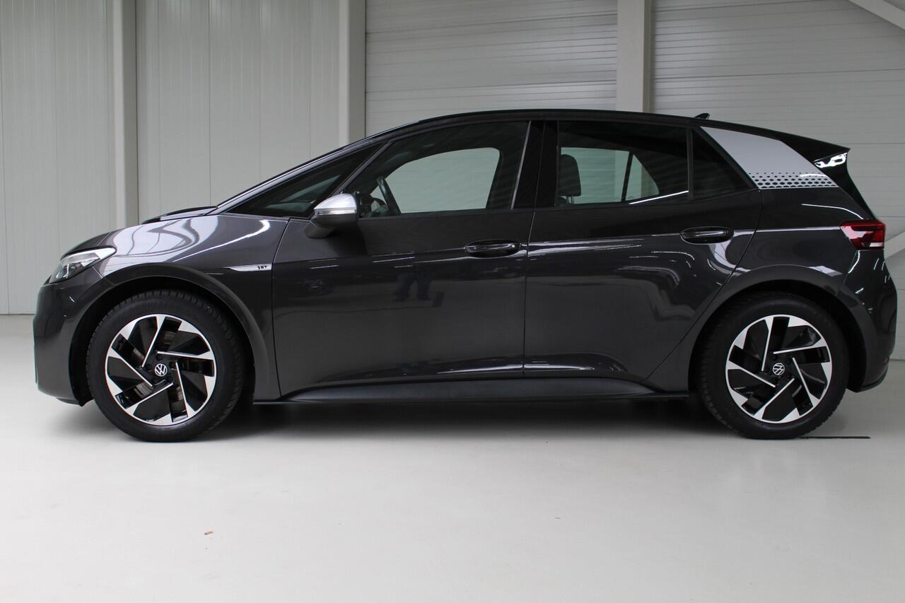 Volkswagen ID.3 First 58 kWh 150 kW / 204 PK Navigatie | Lichtmetalen velgen | Stoel en Stuurverwarming |
