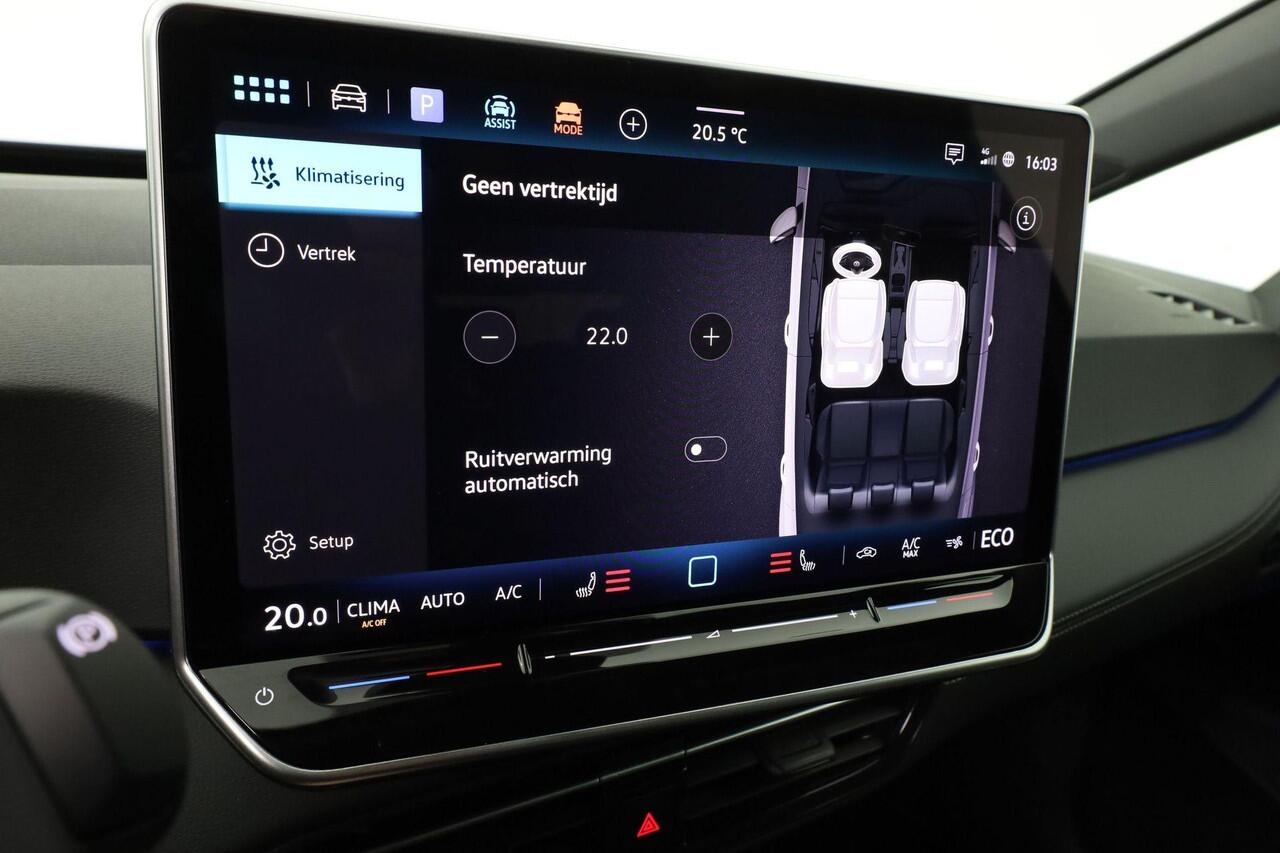 Volkswagen ID.3 Pro Business 59 kWh 150 kW / 204 pk | IQ Light | Achteruitrijcamera | Navigatie | 18 inch