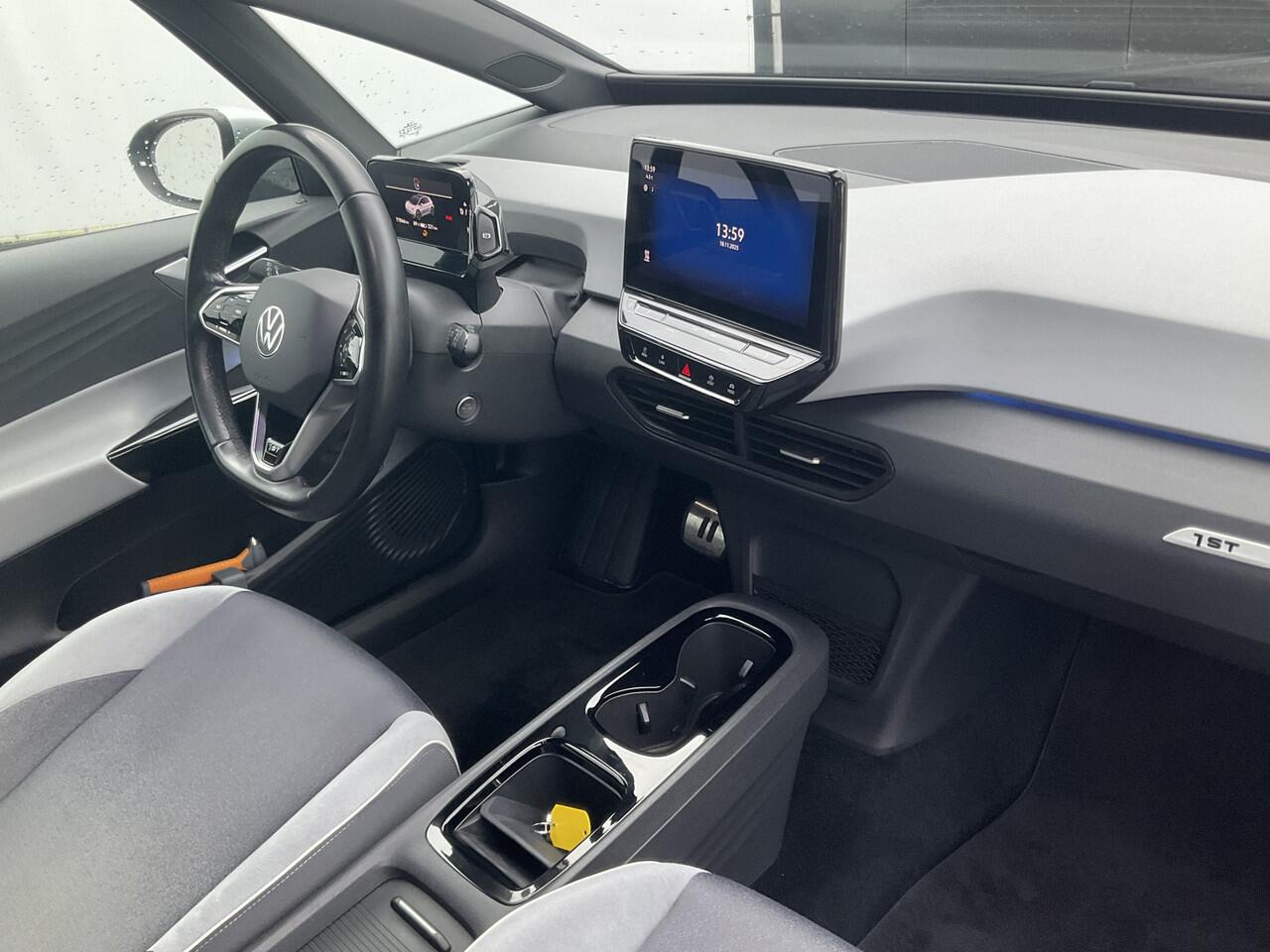 Volkswagen ID.3 First Plus 58 kWh Stoel.Stuuverw. Adapt.Cruise DAB