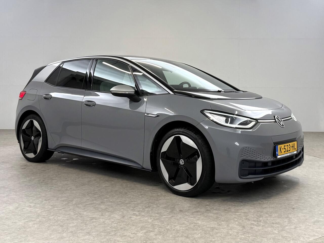 Volkswagen ID.3 First Max 58 kWh | SOH 94% | Snelladen | IQ Lights | Virtual | Pano | Adap. Cruise | Massage | HuD | Camera | Sfeer | Carplay | Stoel/Stuur verw. | NAP