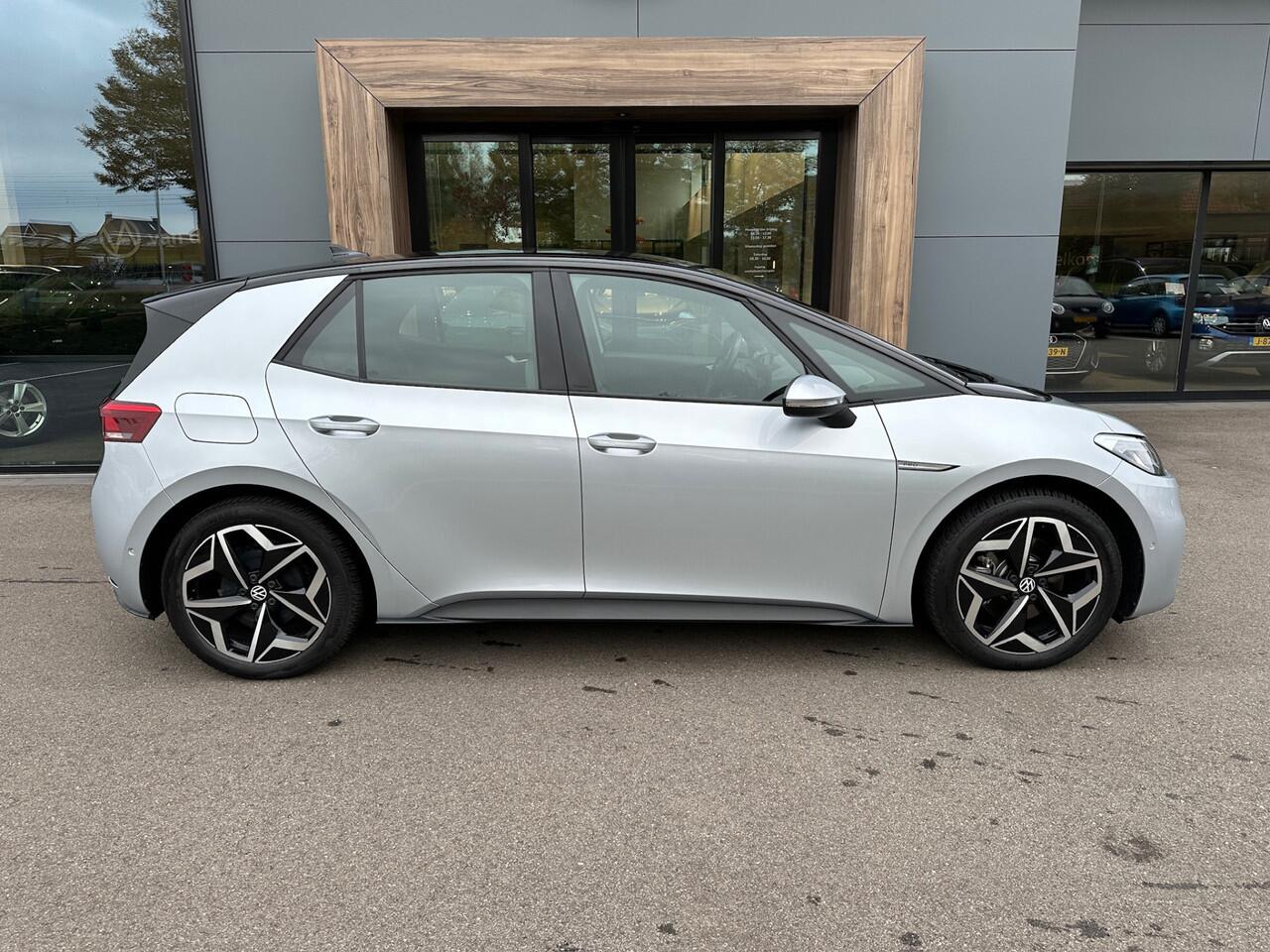 Volkswagen ID.3 58 kWh Pro Performance | Navi | Camera | Rijklaar incl. garantie