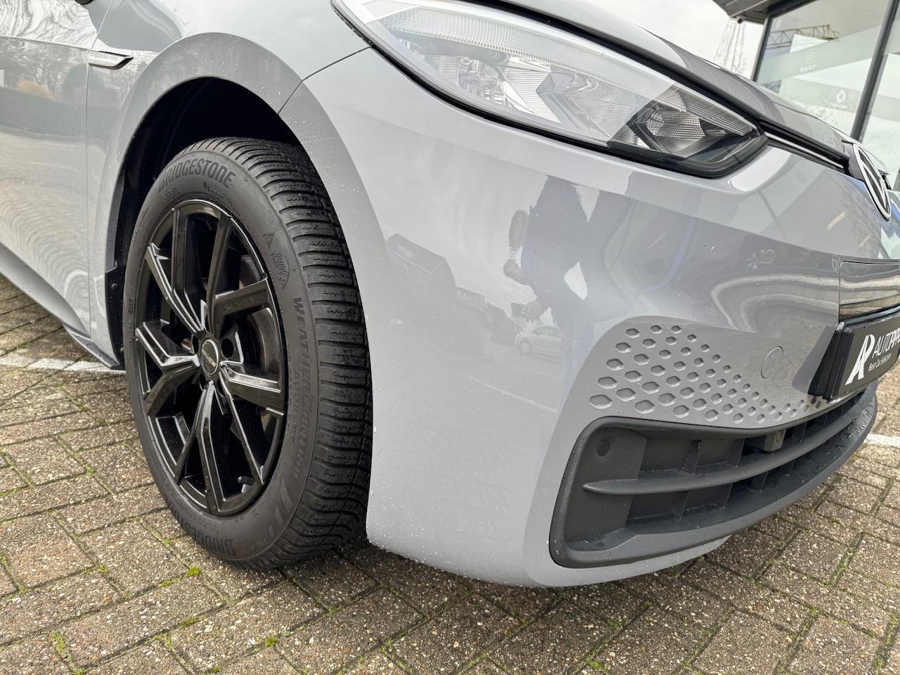 Volkswagen ID.3 Pure 45 kWh | 150pk | Navi | LMV 18" | ACC | NL-auto |1e eigenaar | incl. BTW