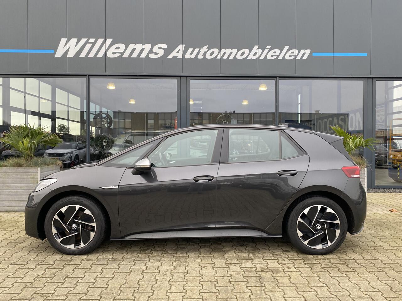 Volkswagen ID.3 Life 58 kWh 88% SOH Stoelverwarming, Adaptieve Cruise & App-Connect