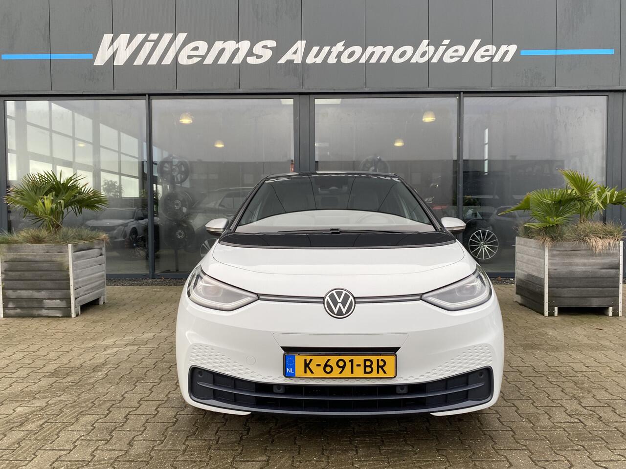 Volkswagen ID.3 First Plus 58 kWh Stuurverw en Stoelverw. Camera, Adaptive Cruise Control & App-Connect
