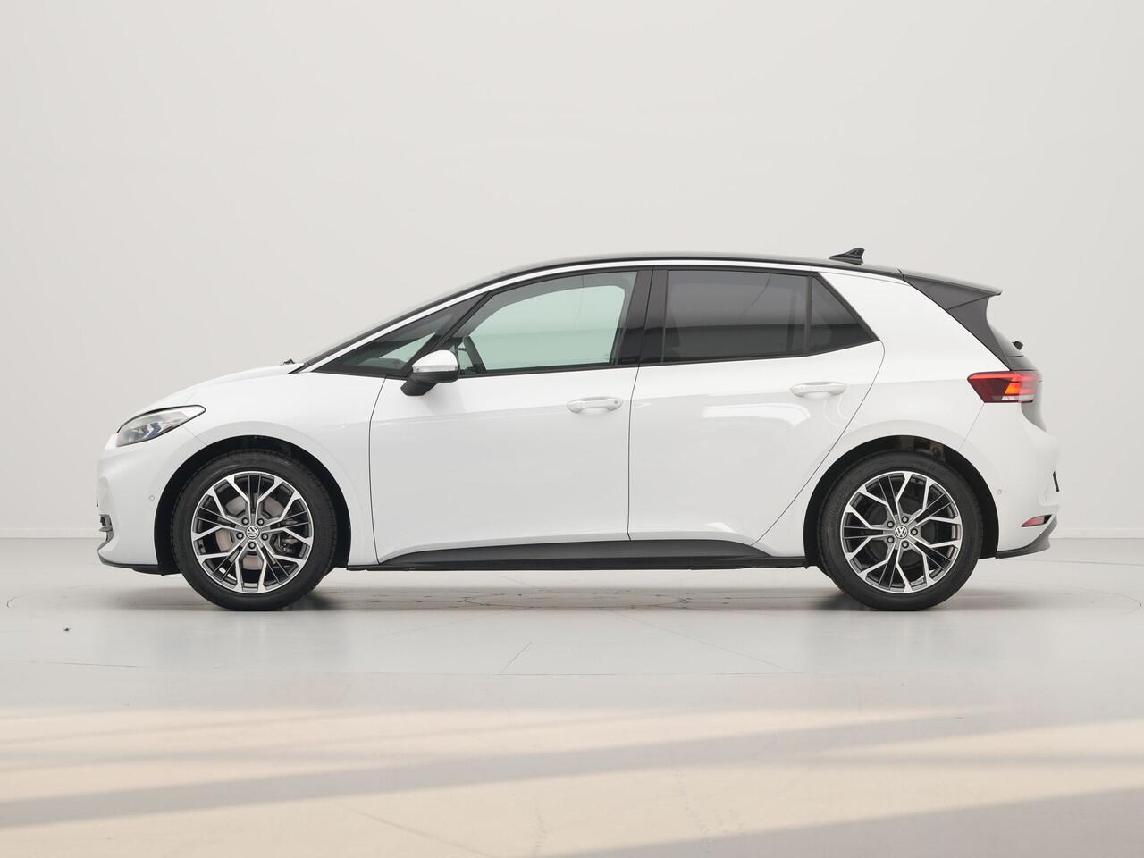 Volkswagen ID.3 Pure Oranje Edition 52 kWh Camera 19"velgen Privacy Glass navigatie Led 181