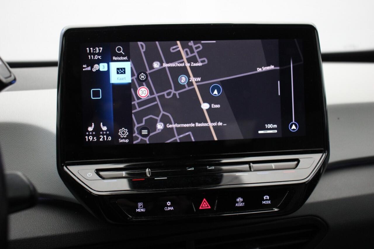 Volkswagen ID.3 First Plus 58 kWh - Carplay, Navi, Camera, Stuur/Stoelverwarming, SOH 89%