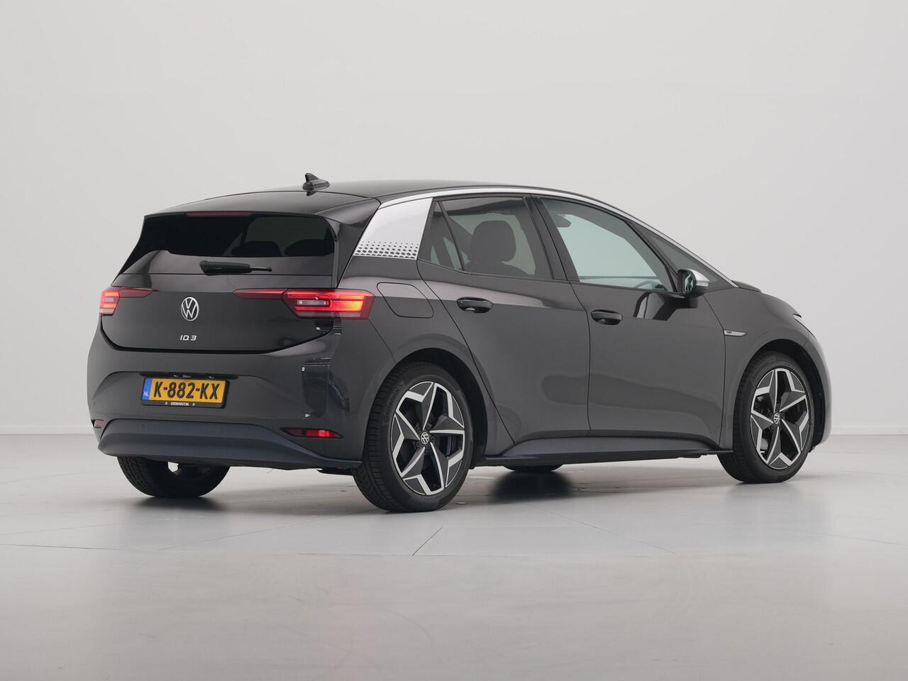 Volkswagen ID.3 First Plus 58 kWh Navigatie Carplay stoel/stuurverwarming Camera 89%SOH Demo TH