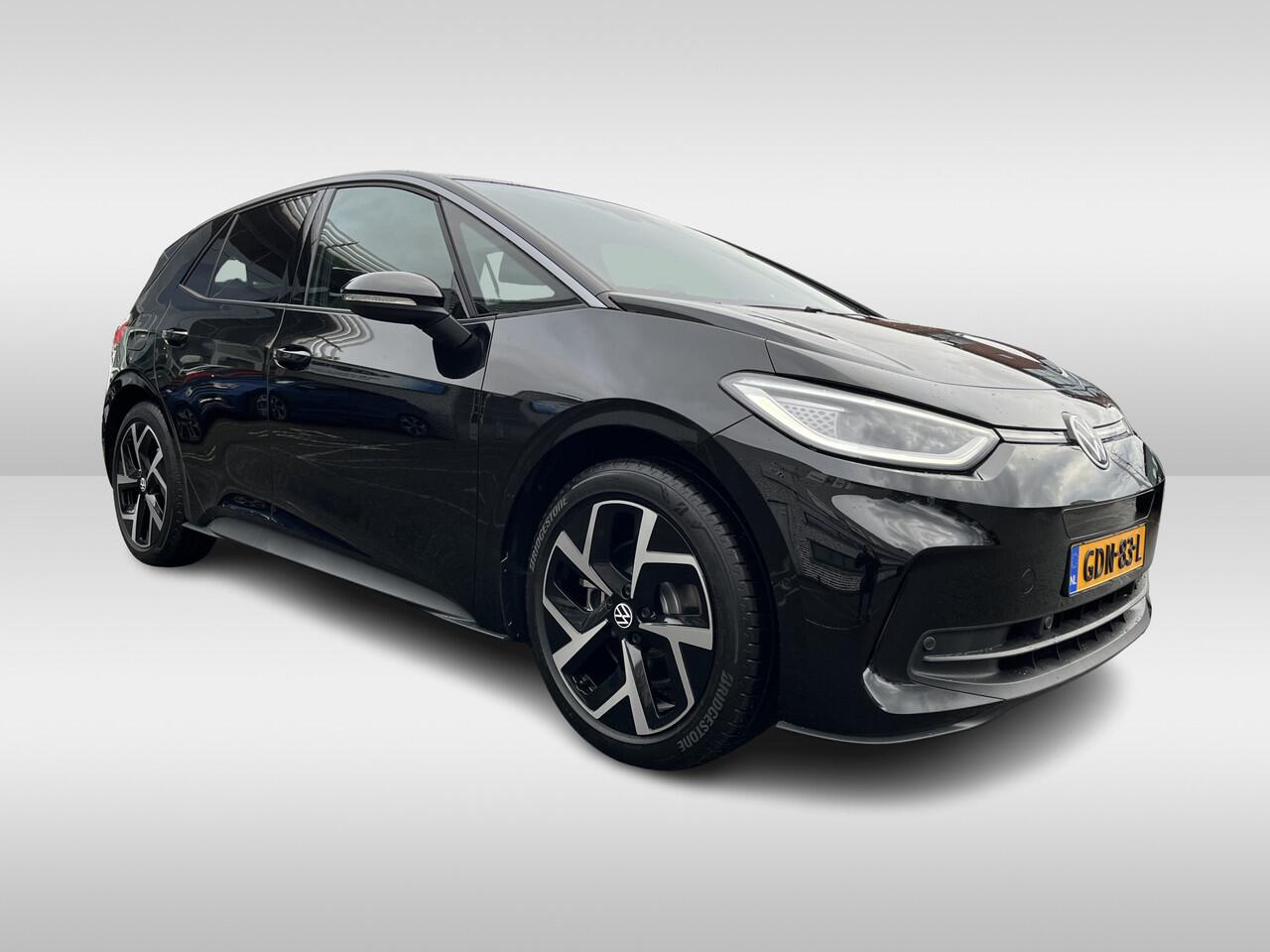 Volkswagen ID.3 Pro Business 58 kWh Navigatie Pro / Parkeersensoren / App-connect / 19"LM Velgen / Camera Rijdende Demo, graag bezichtiging op afspraak