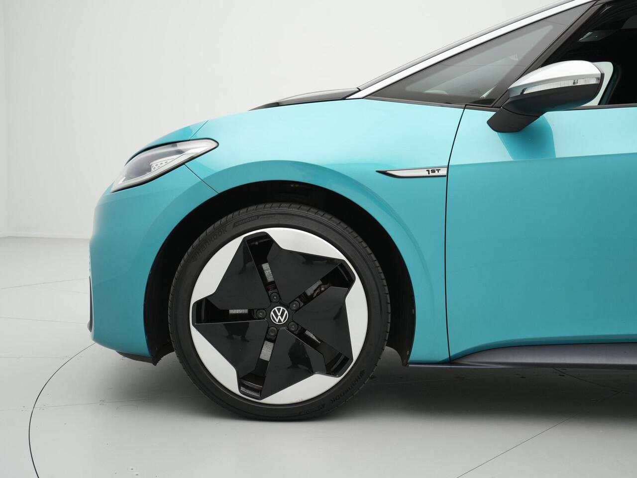 Volkswagen ID.3 First Max 58 kWh 204pk Panorama Navigatie Camera Acc Stoelverwarming 301