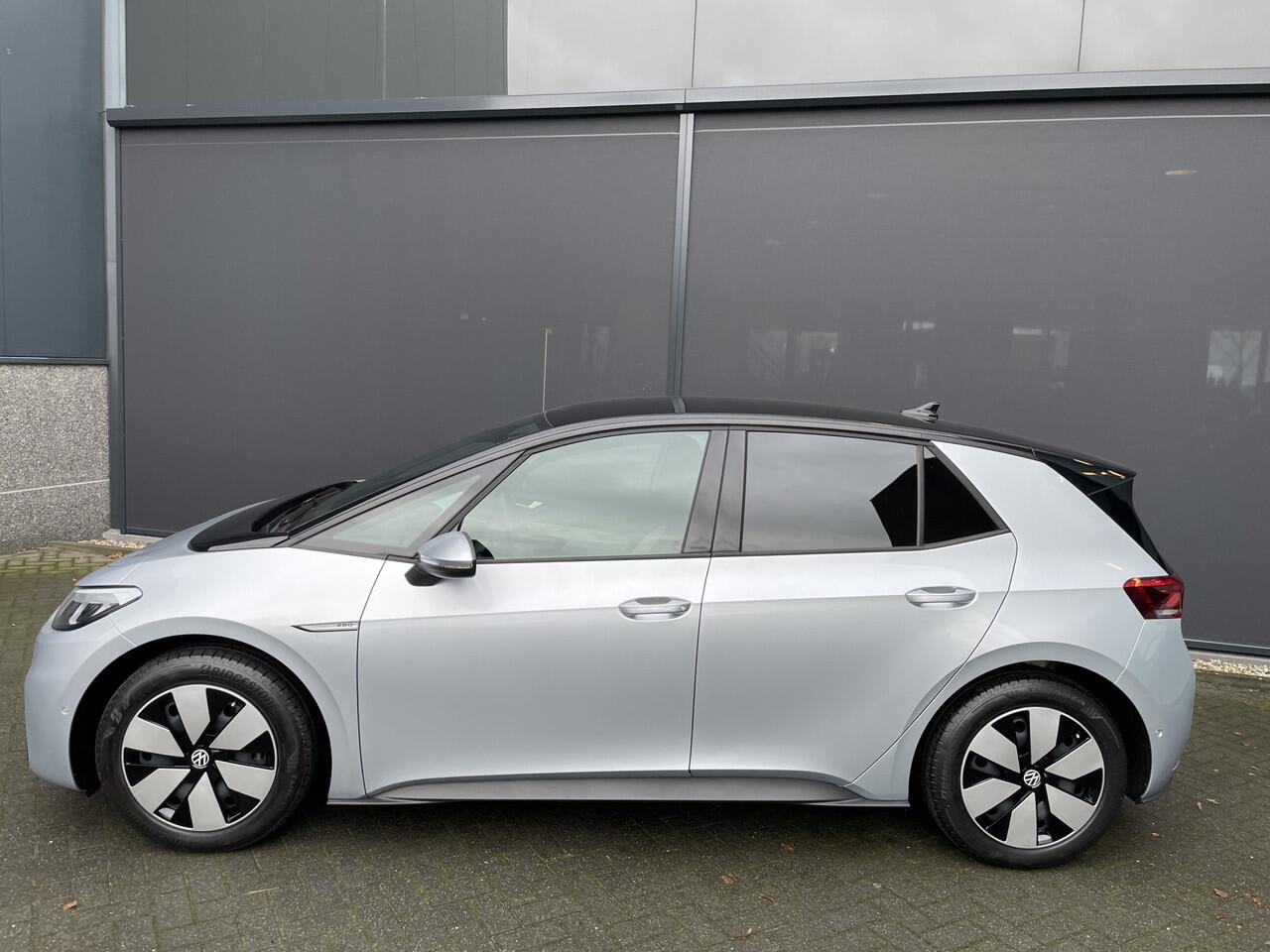 Volkswagen ID.3 Pro Advantage 58 kWh Nieuw Clim. control - Cruise control - Parks.v+a - stuur en v.stoelen vw - Park Assist - Tel/Connect/radio - MFL stuurwiel - ramen E-VZ - Spiegels E-V+V