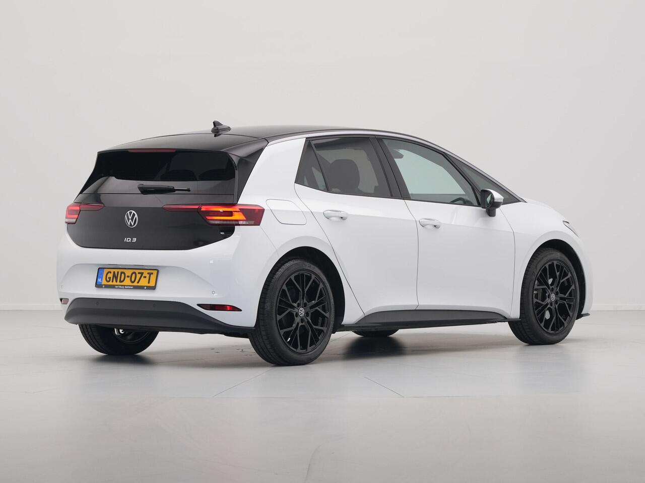 Volkswagen ID.3 Pure Oranje Edition 52 kWh Navigatie 19"velgen Privacy glas Les Pdc 253