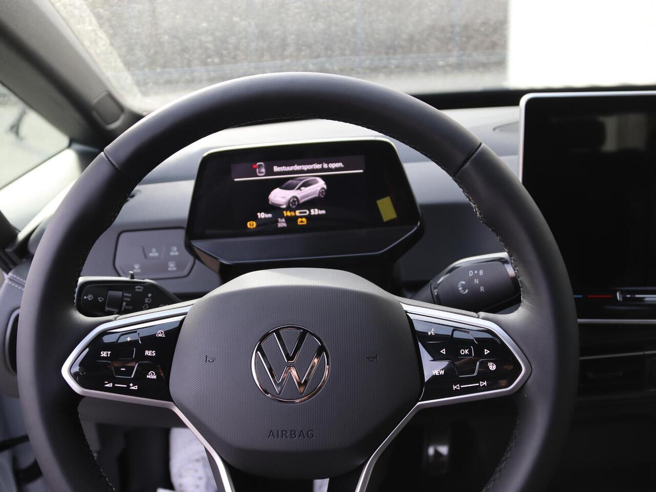 Volkswagen ID.3 Pure Oranje Edition 52 kWh accu, 125 kW / 170 pk H atchback Elektrische aandrijving | Comfort pakket | Assistance pakket |