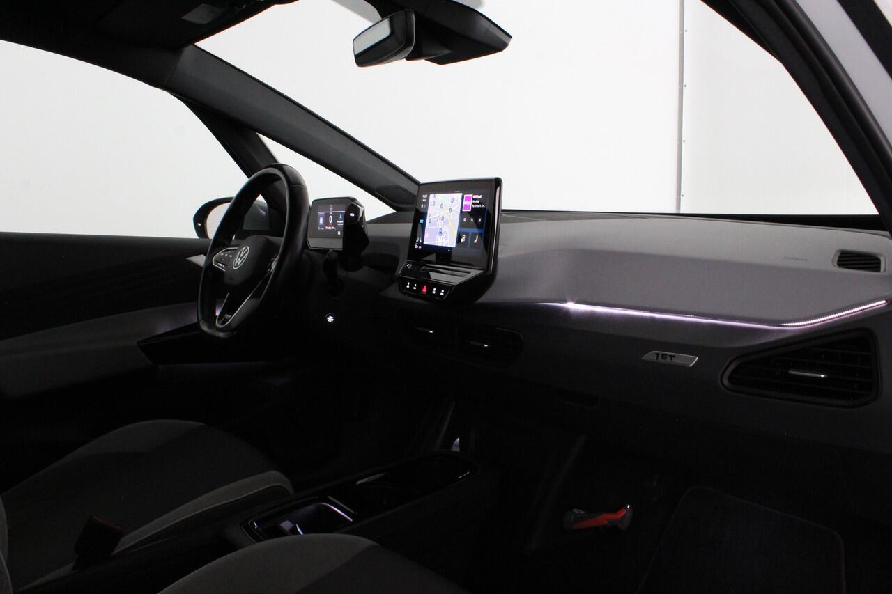 Volkswagen ID.3 First Plus 58 kWh > 204pk/Camera/Matrix-LED/Glacier White met zwart dak