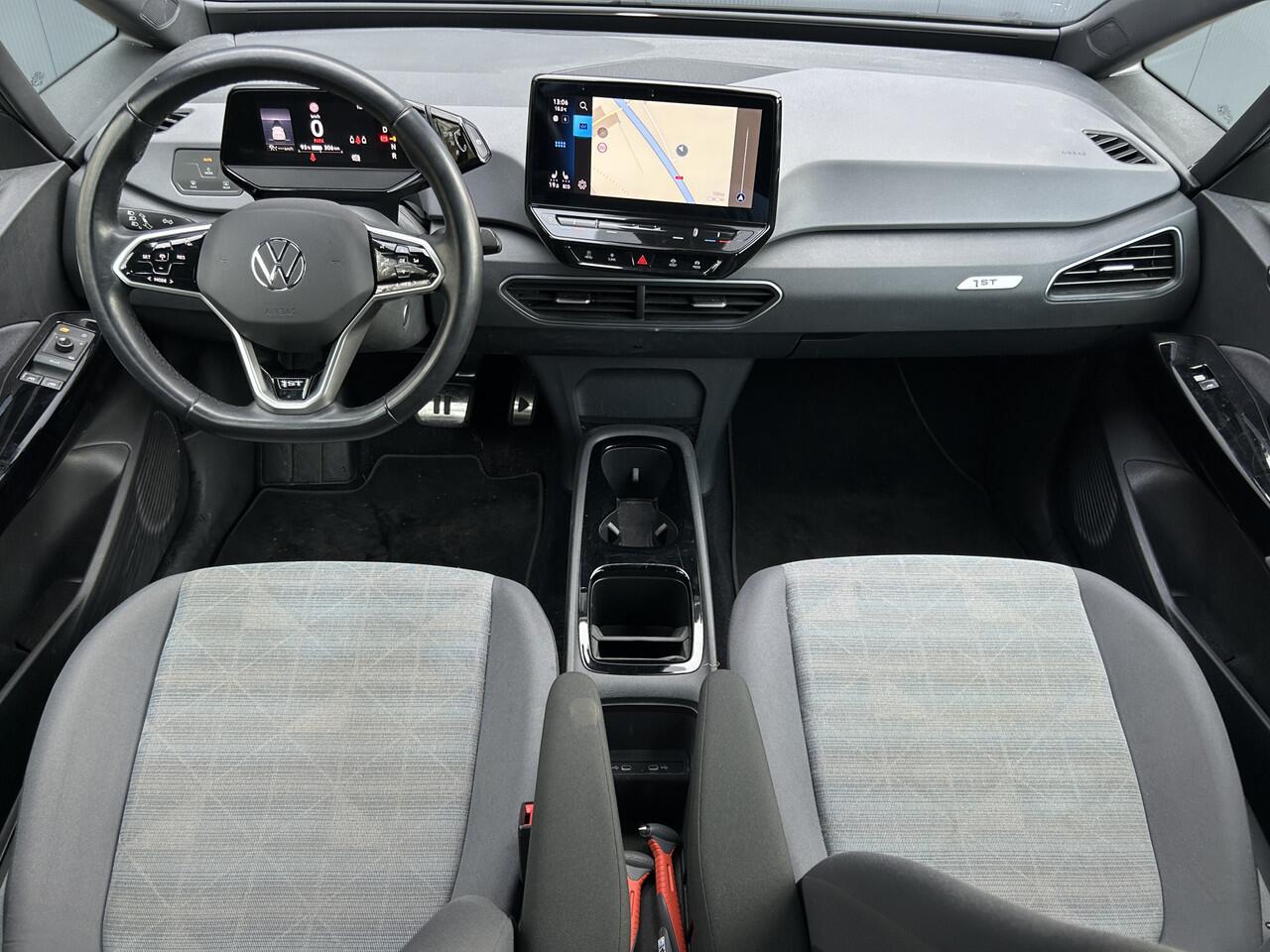 Volkswagen ID.3 First 58 kWh 1e EIGENAAR ADAPT CRUISE SFEER VERLICHTING LED NAVI ECC