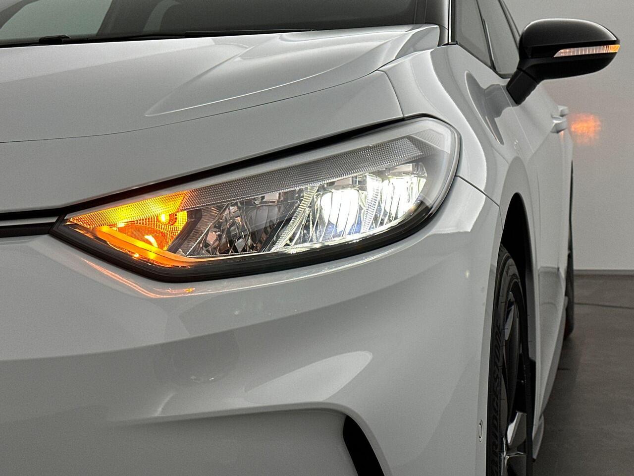 Volkswagen ID.3 Pure Business 52 kWh 170 pk Black Style pakket