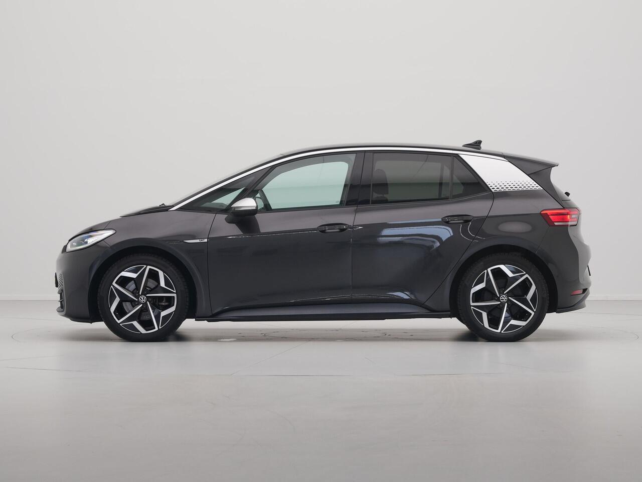 Volkswagen ID.3 First Plus 58 kWh Navigatie Carplay stoel/stuurverwarming Camera 89%SOH Demo TH