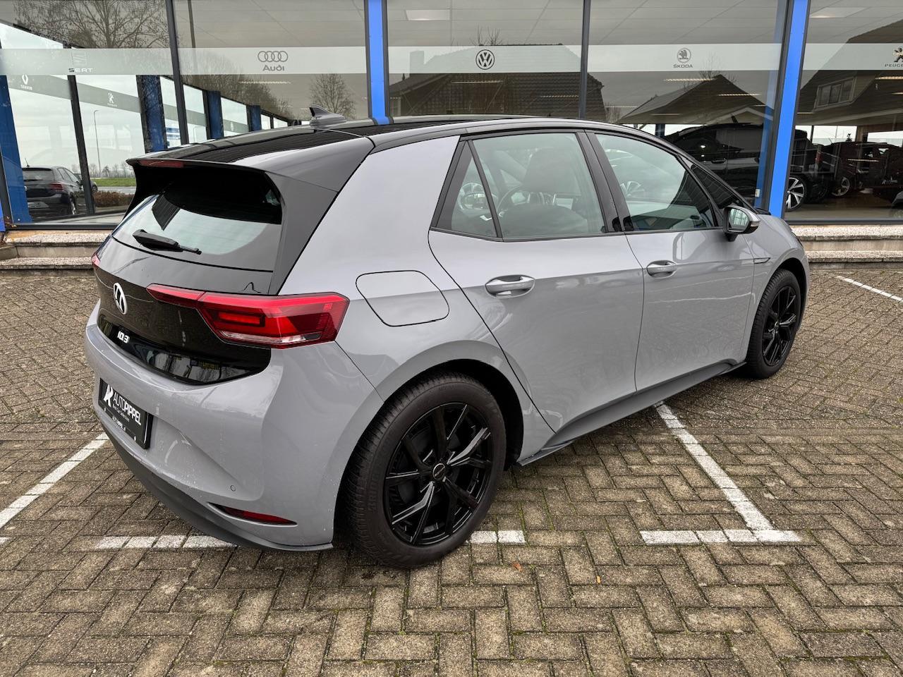 Volkswagen ID.3 Pure 45 kWh | 150pk | Navi | LMV 18" | ACC | NL-auto |1e eigenaar | incl. BTW