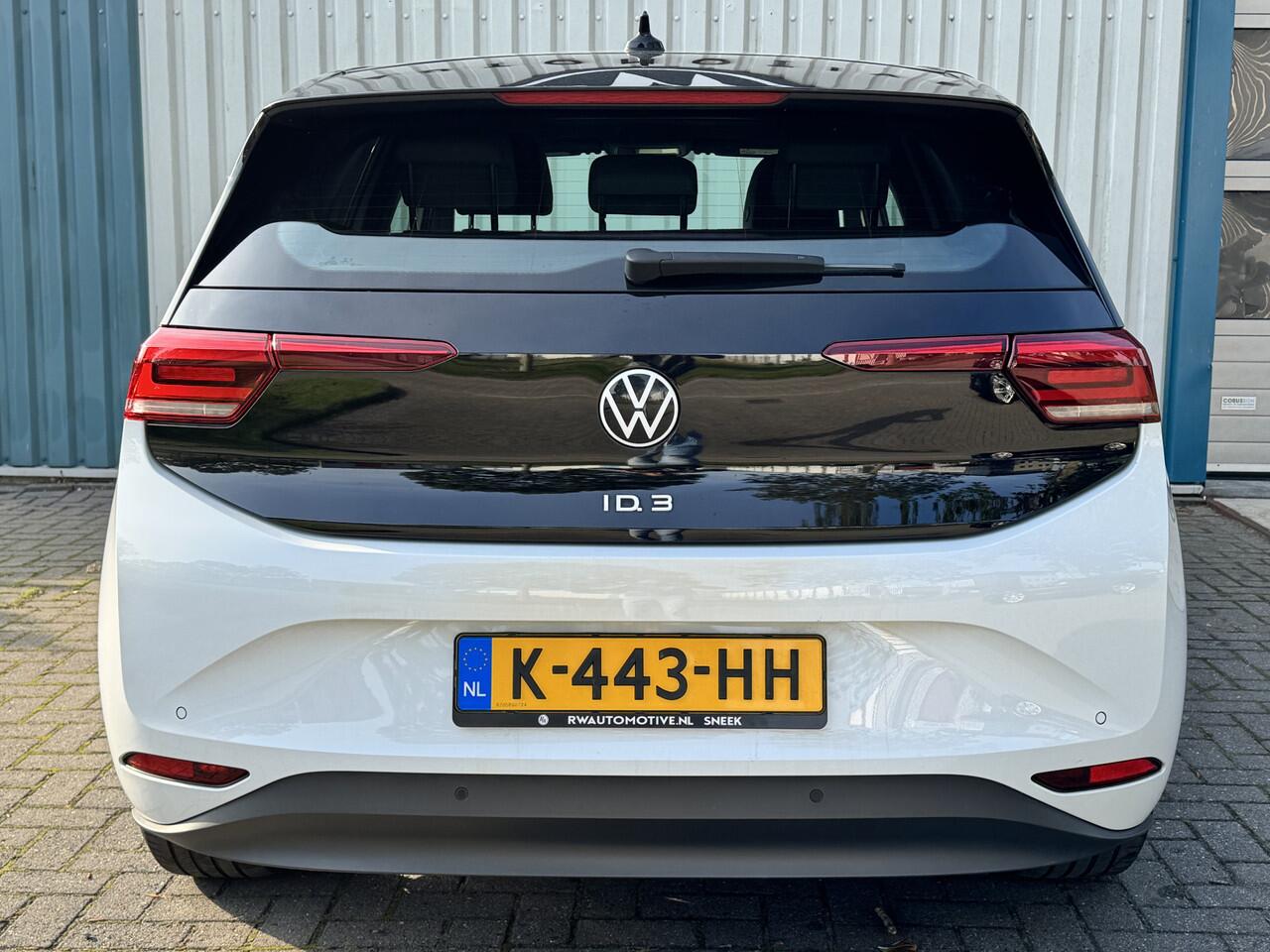 Volkswagen ID.3 Life 58 kWh BTW Auto / AppleCarplay / Stoel en stuurverw / NL Auto Z.G.O.H. ¤ 12.355 Ex BTW