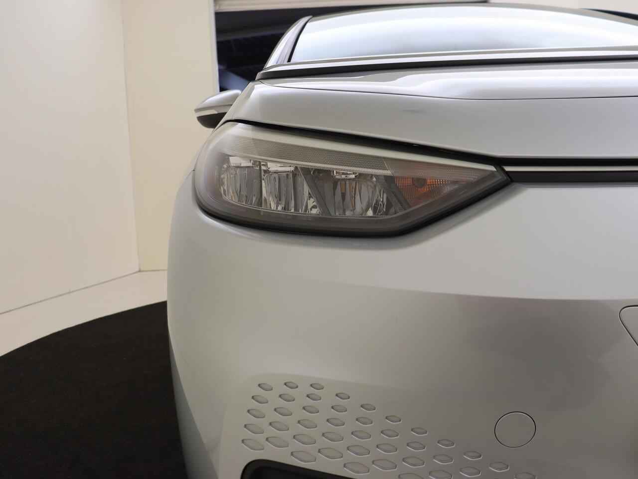 Volkswagen ID.3 Pro 58 kWh | SoH 91% | Parkeersensoren | Adaptieve cruise control | Voorverwarmingsinstalatie | CarPlay | Navigatie | Sfeerverlichting |