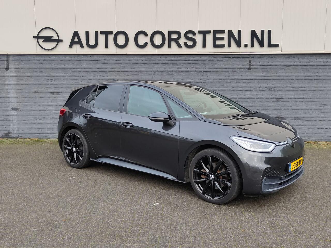 Volkswagen ID.3 First Max 58kWh Pano-dak Adap.Cruise Camera Elektr.Sport-Stoel+Verwarmd PDC Apple Carplay Android Ergo Active-Stoel Navi-Pro Ecc Stoel-Stuurverwarming Lmv Privacy Glas Keyless Advanced Led-Achterlicht dynamisch Matrix Led Origineel Nederlandse Auto Zeer c