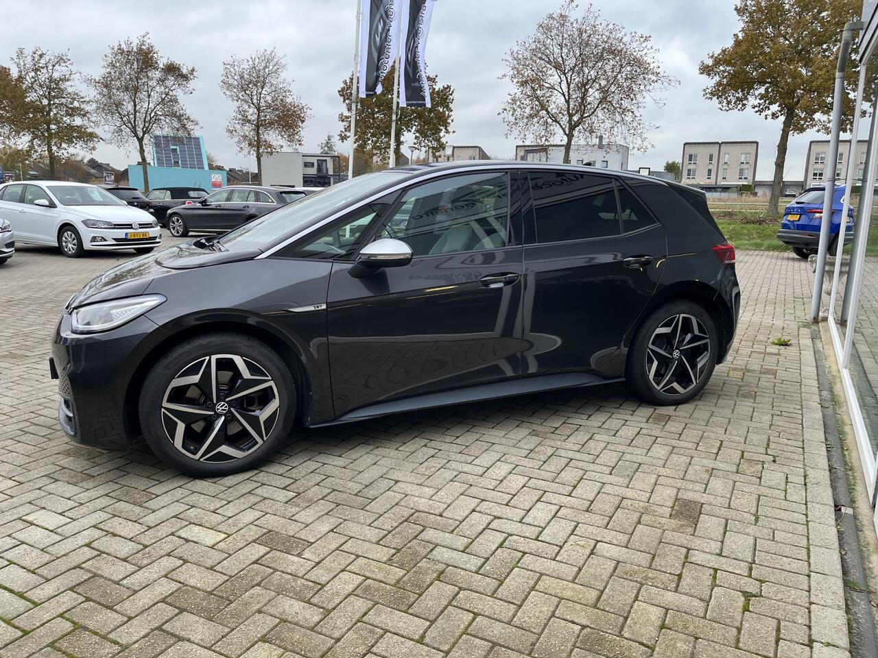 Volkswagen ID.3 First Plus 58 kWh / Camera / Cruise / Led / Lmv