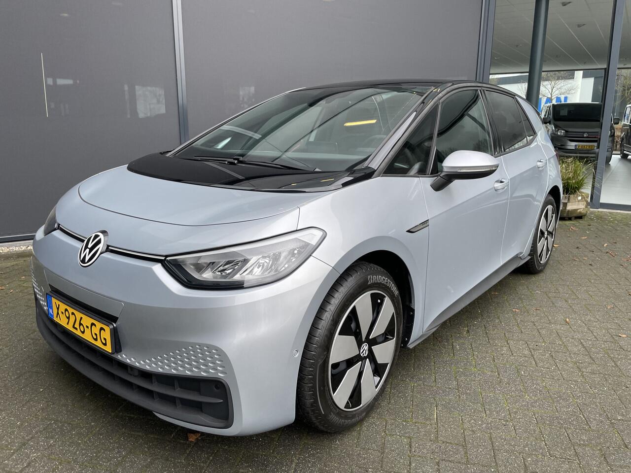 Volkswagen ID.3 Pro Advantage 58 kWh Nieuw Clim. control - Cruise control - Parks.v+a - stuur en v.stoelen vw - Park Assist - Tel/Connect/radio - MFL stuurwiel - ramen E-VZ - Spiegels E-V+V
