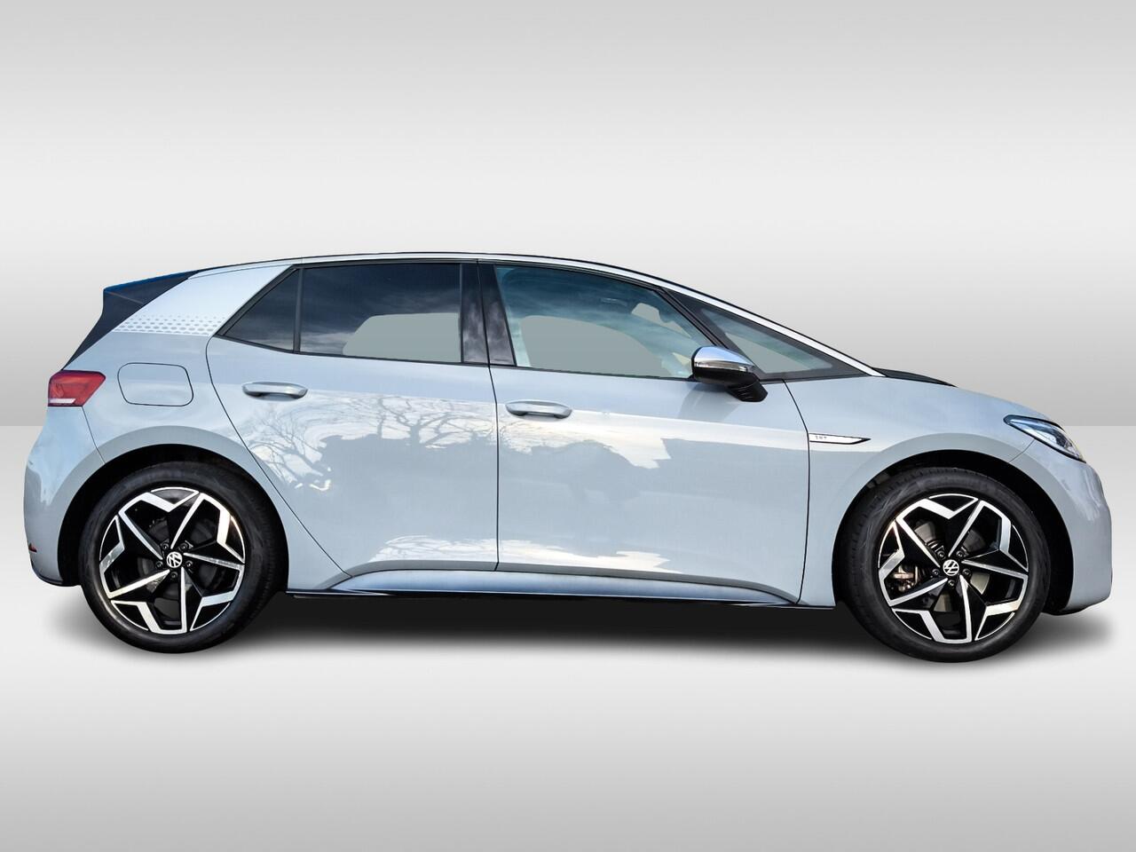 Volkswagen ID.3 First Plus 58 kWh 3-Fase 1e-Eig. & Keurig-Onderh. BOVAG-Garantie. NL-Auto.