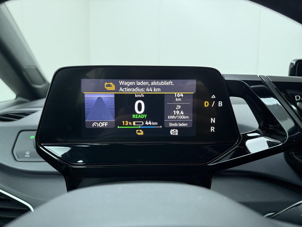 Volkswagen ID.3 First 58 kWh | 204 PK | SoH 89% | Navigatiesysteem | Adaptive cruise control | Voorstoelen verwarmd | Apple Carplay/Android Auto |