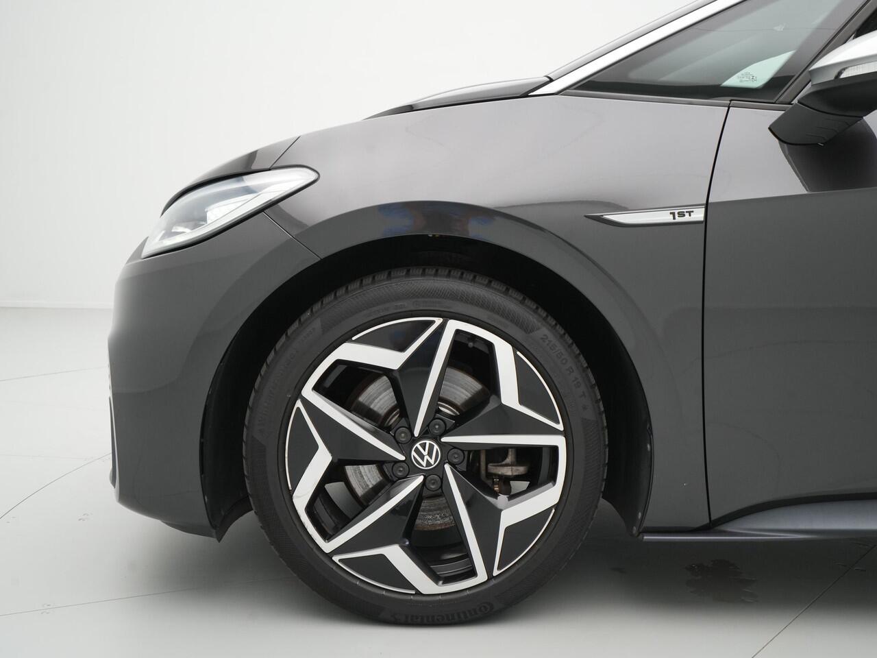 Volkswagen ID.3 First Plus 58 kWh Navigatie Carplay stoel/stuurverwarming Camera 89%SOH Demo TH