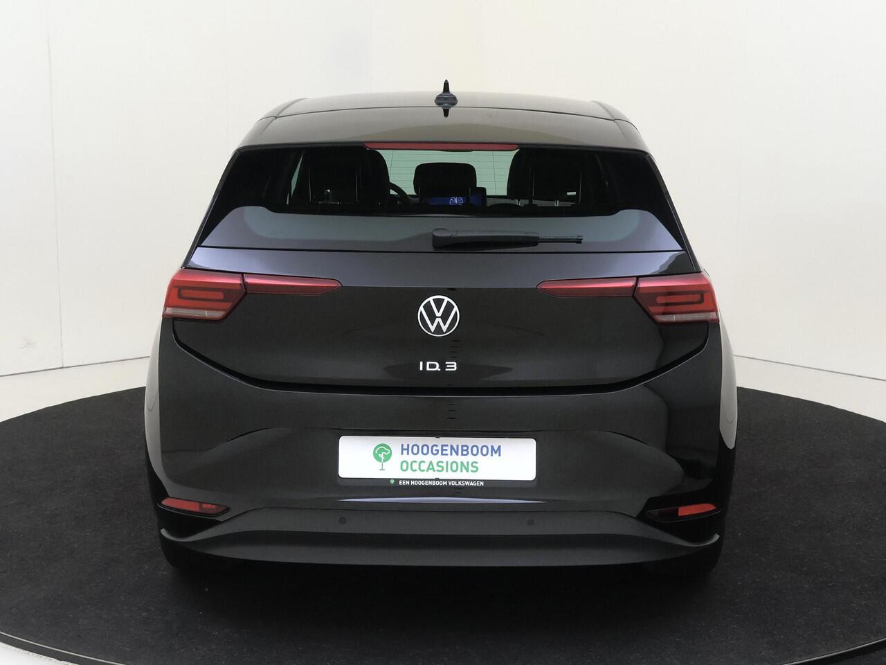 Volkswagen ID.3 Pro 59 kWh | SoH 91% | Parkeersensoren | Adaptieve cruise control | CarPlay | Navigatie | Stoel- en stuurwielverwarming | Elektrisch inklapbare buitenspiegels |