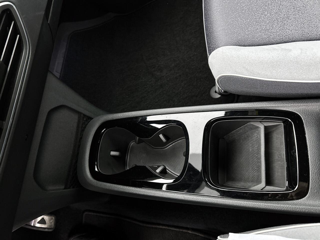 Volkswagen ID.3 Pro S 77 kWh | Uniek bereik!-540-560 km WLTP | 125KWH laden | BTW auto | SOH 93,6% | NL Auto | NAP |