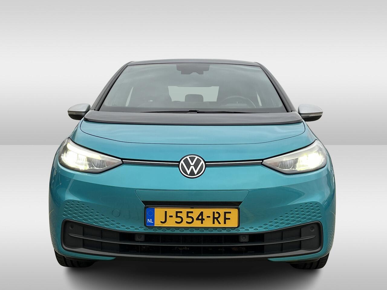 Volkswagen ID.3 First 58 kWh / Navigatie / Parkeersensoren V+A / App connect / Lichtmetaal 18 inch /
