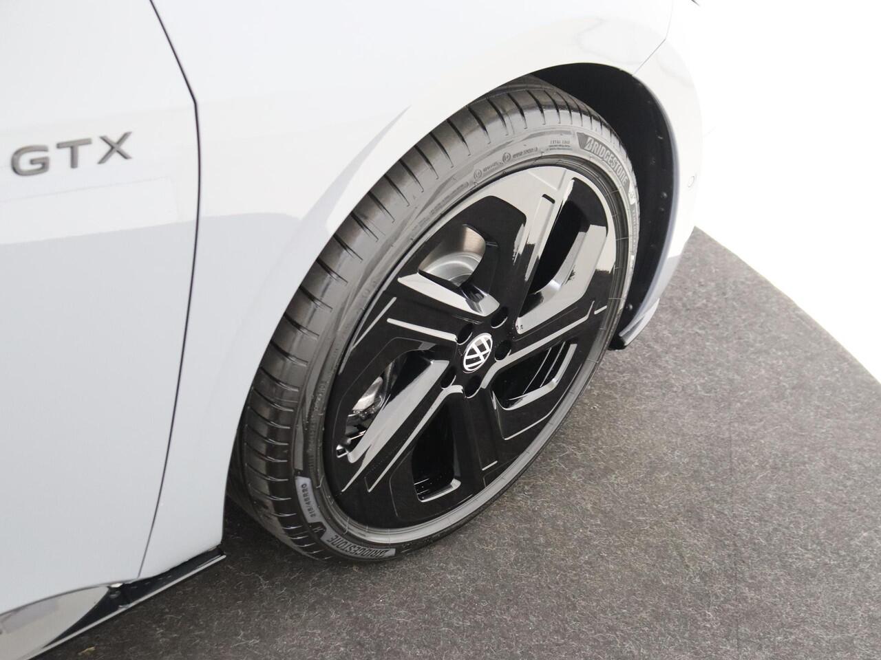 Volkswagen ID.3 GTX Performance | Achterlichten LED | Airconditioning automatisch, 2-zone (Climatronic) | Buitenspiegels elektrisch instel-, verwarm- en inklapbaar