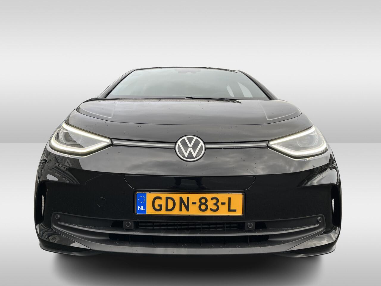 Volkswagen ID.3 Pro Business 58 kWh Navigatie Pro / Parkeersensoren / App-connect / 19"LM Velgen / Camera Rijdende Demo, graag bezichtiging op afspraak