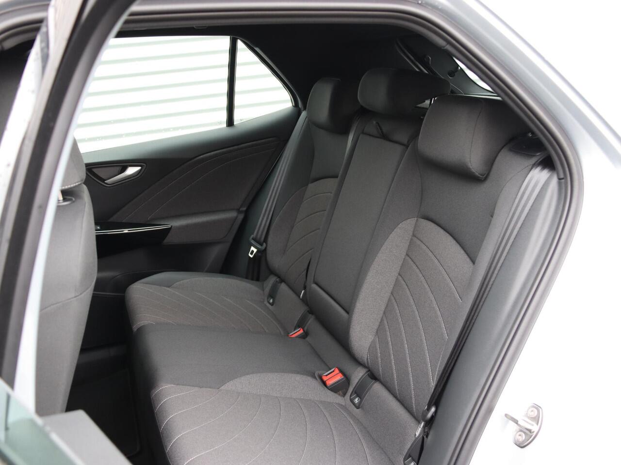 Volkswagen ID.3 Pure Oranje Edition 52 kWh accu, 125 kW / 170 pk H atchback Elektrische aandrijving