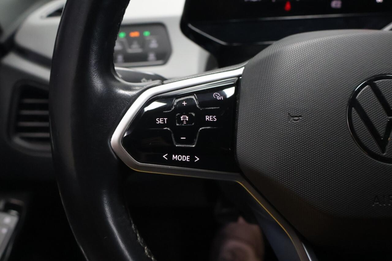 Volkswagen ID.3 First Plus 58 kWh | Matrix | Navigatie | Camera