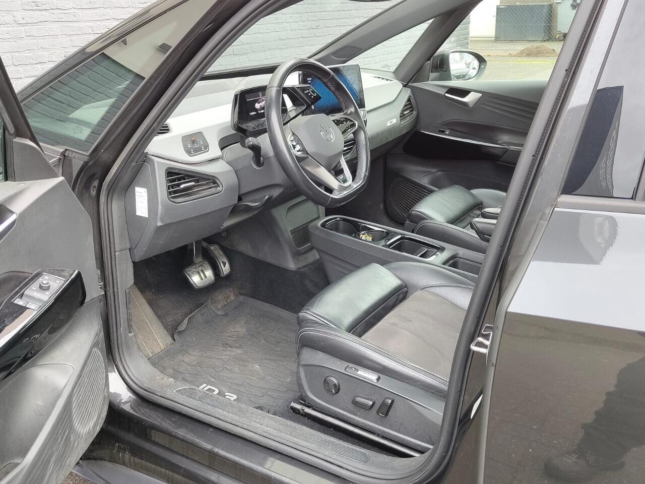 Volkswagen ID.3 First Max 58kWh Pano-dak Adap.Cruise Camera Elektr.Sport-Stoel+Verwarmd PDC Apple Carplay Android Ergo Active-Stoel Navi-Pro Ecc Stoel-Stuurverwarming Lmv Privacy Glas Keyless Advanced Led-Achterlicht dynamisch Matrix Led Origineel Nederlandse Auto Zeer c