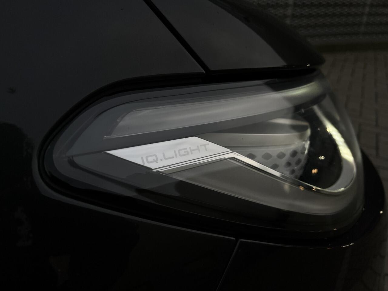 Volkswagen ID.3 First Plus 58 kWh / Navigatie / Camera / Parkeersensoren V+A / App connect / Lichtmetaal 19 inch /