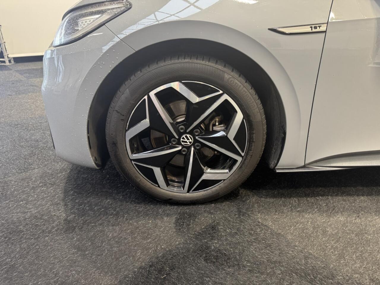 Volkswagen ID.3 First Plus 58 kWh Matrix Led Carplay Navigatie Camera