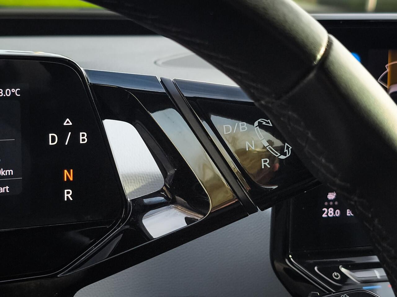 Volkswagen ID.3 First Plus 58 kWh 3-Fase 1e-Eig. & Keurig-Onderh. BOVAG-Garantie. NL-Auto.