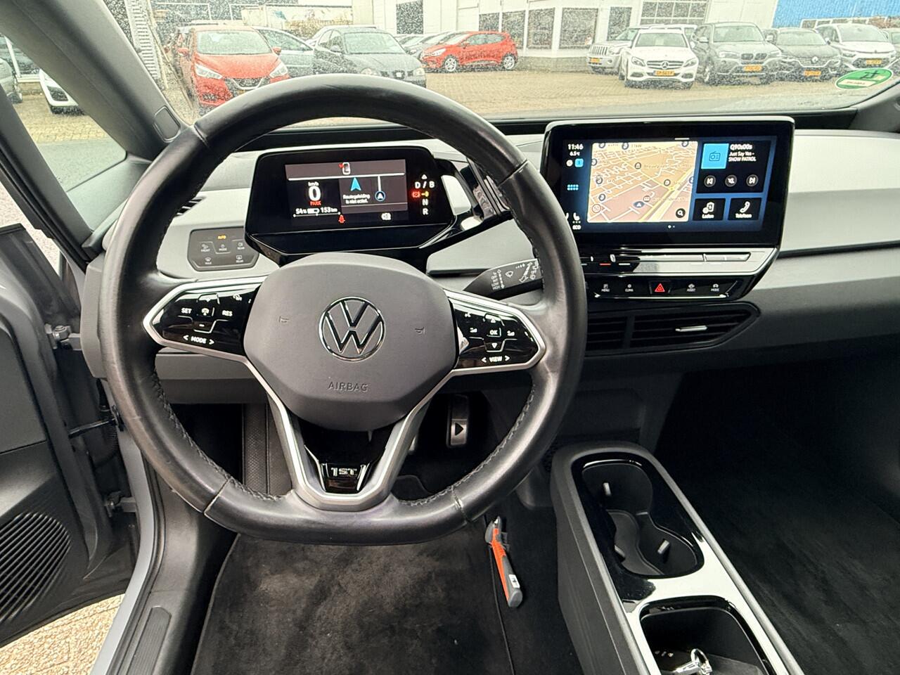 Volkswagen ID.3 First Plus 58 kWh | Matrix LED | Adapt. Cruise | Keyless | Stuur- en Stoelverwarming | PDC v+a incl. Camera