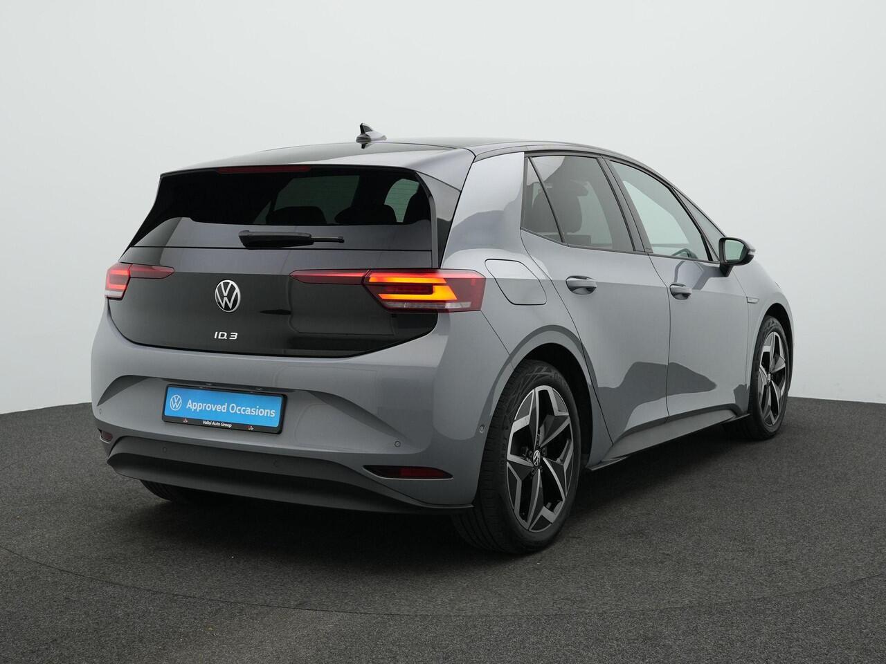 Volkswagen ID.3 Pro 58 kWh 204 pk | Warmtepomp | Leder/alcantara | Stuur-/stoelverwarming | Achteruitrijcamera | Navigatie