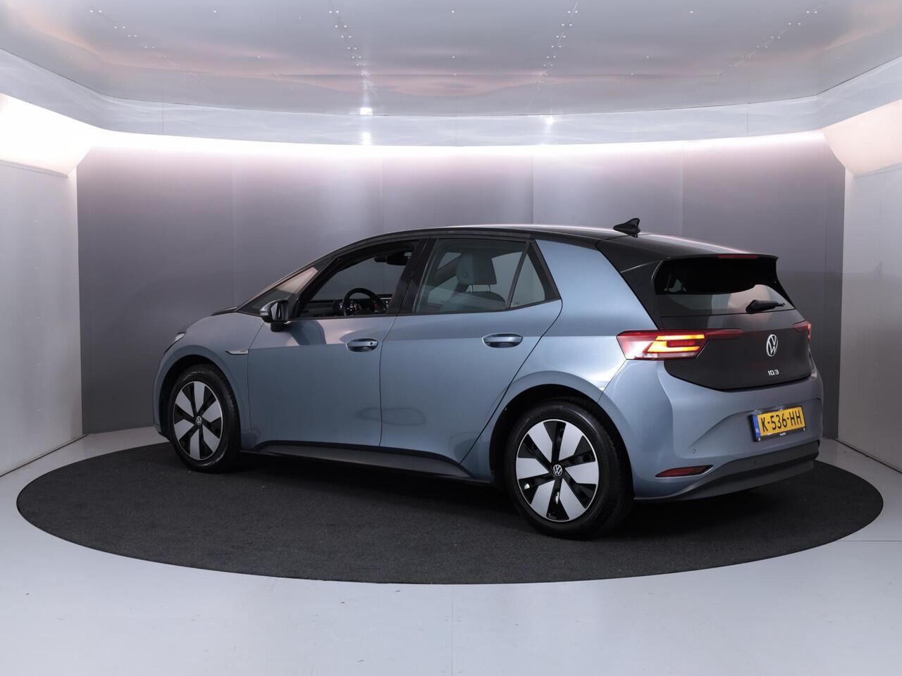 Volkswagen ID.3 Life 58 kWh 204 pk | Navigatie | Parkeersensoren | SOH 89% | Adaptieve cruise control | LED koplampen | Stoelverwarming |