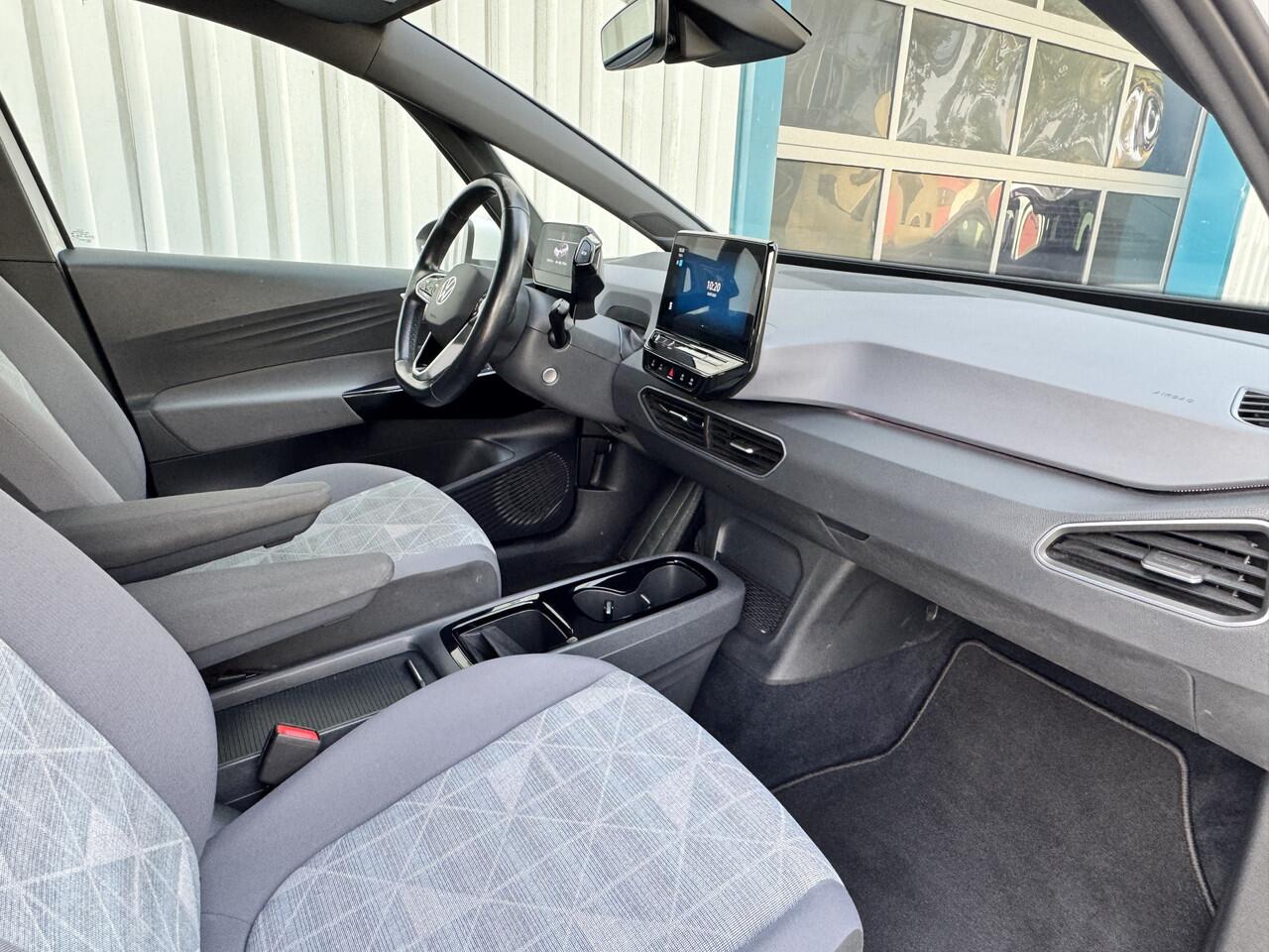 Volkswagen ID.3 Life 58 kWh BTW Auto / AppleCarplay / Stoel en stuurverw / NL Auto Z.G.O.H. ¤ 12.355 Ex BTW