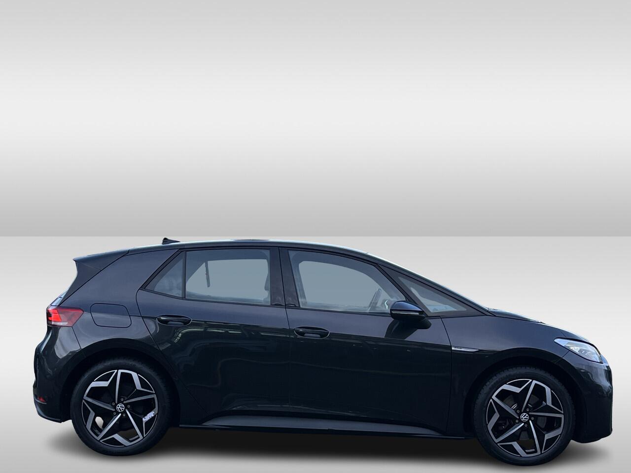 Volkswagen ID.3 Life 58 kWh / 19" LMV Andoya / Navigatie / Parkeersensoren / Stoelverwarming / Parkeer sensoren